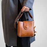 Bonnie - Retro Crossbody Bag With Wide Adjustable Strap